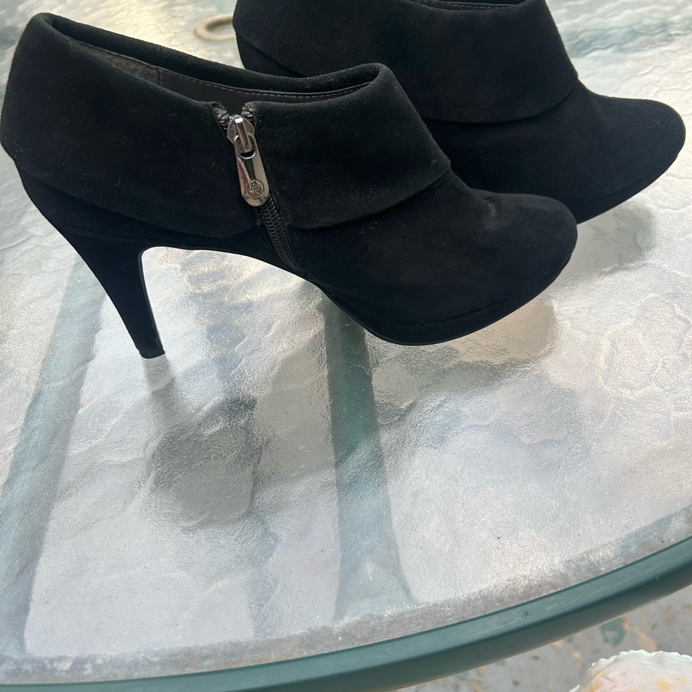 Adrienne Vittadini Black Heeled Boots